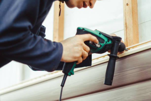 Best Custom Trim and Detailing for Siding  in Hartford, WI
